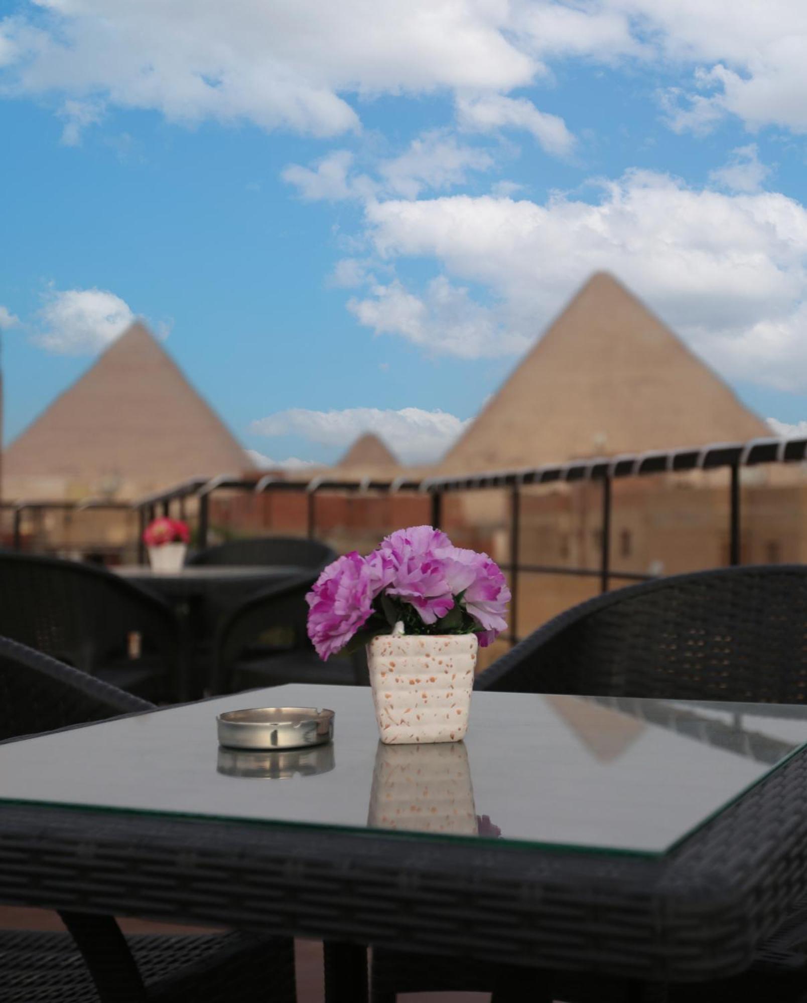 Turquoise Pyramids Gate Hotel City Centre Kafret el-Gabal Kültér fotó
