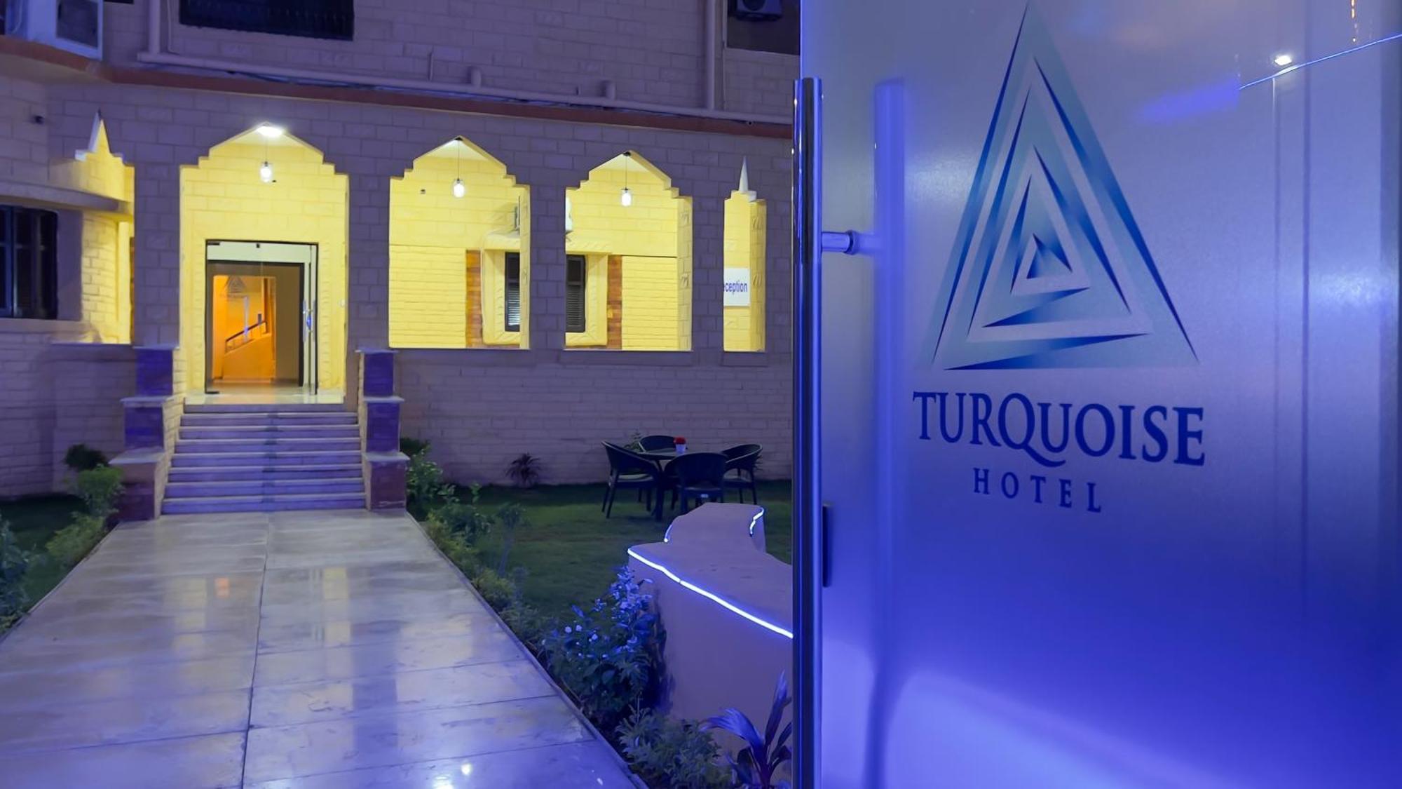 Turquoise Pyramids Gate Hotel City Centre Kafret el-Gabal Kültér fotó