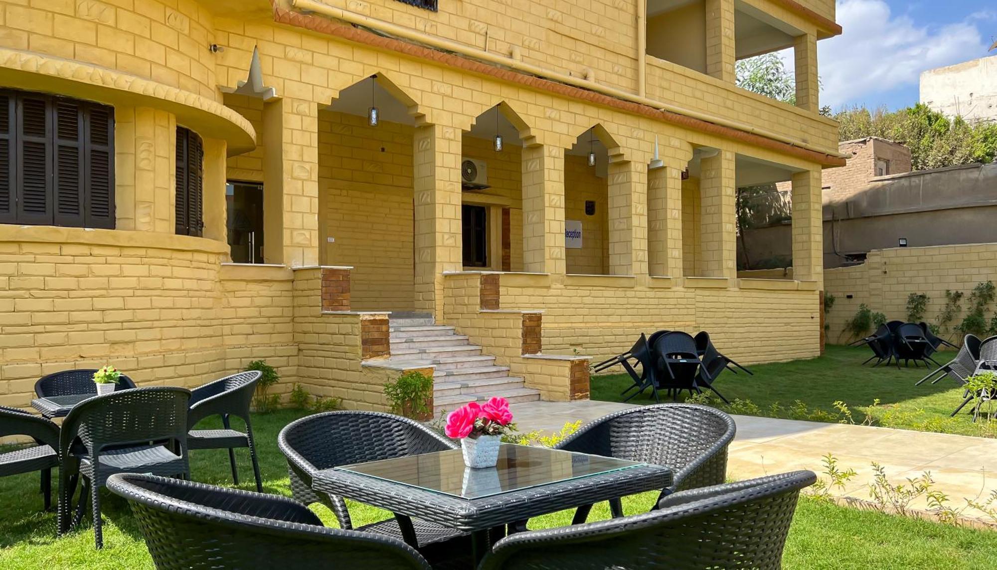 Turquoise Pyramids Gate Hotel City Centre Kafret el-Gabal Kültér fotó