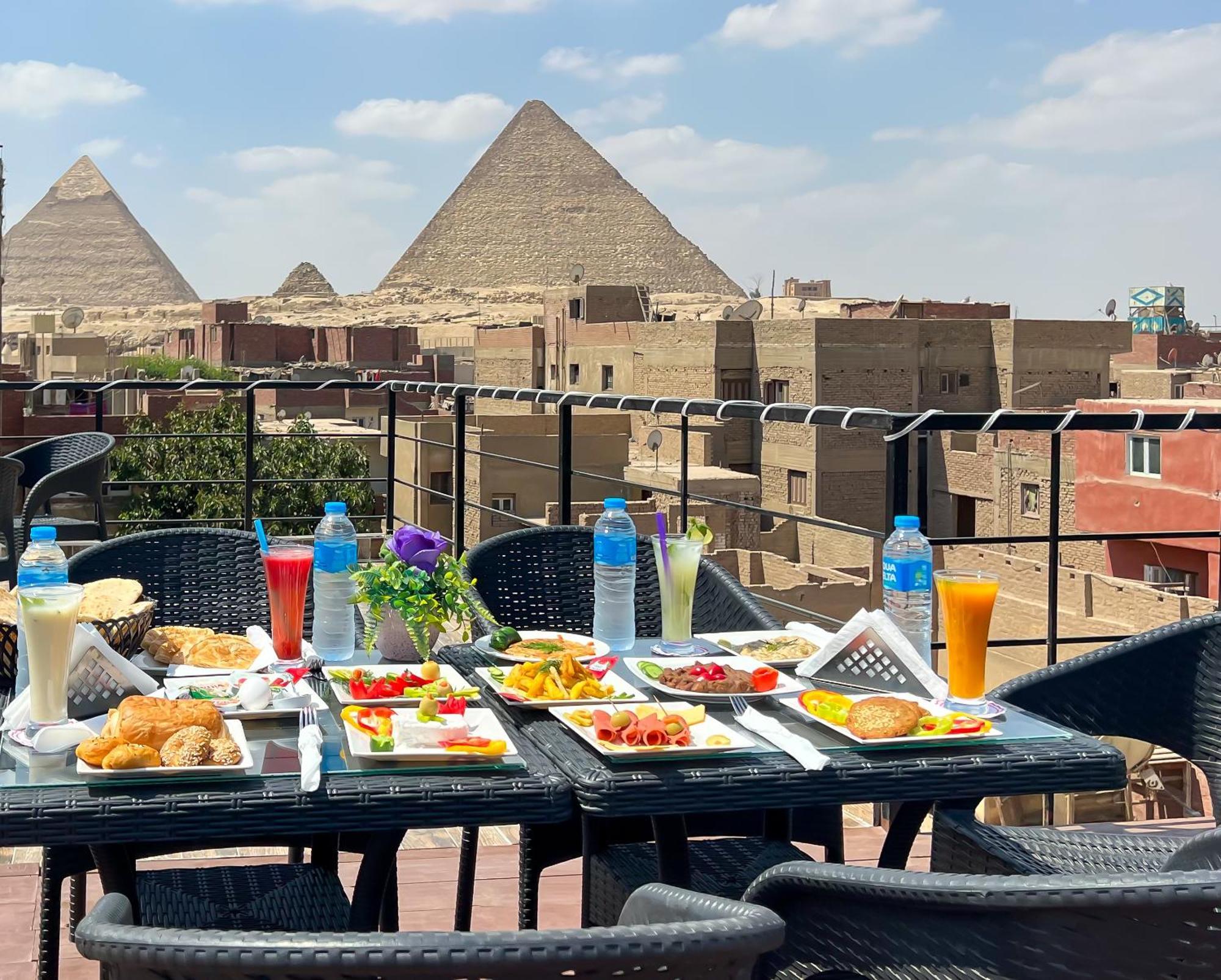 Turquoise Pyramids Gate Hotel City Centre Kafret el-Gabal Kültér fotó